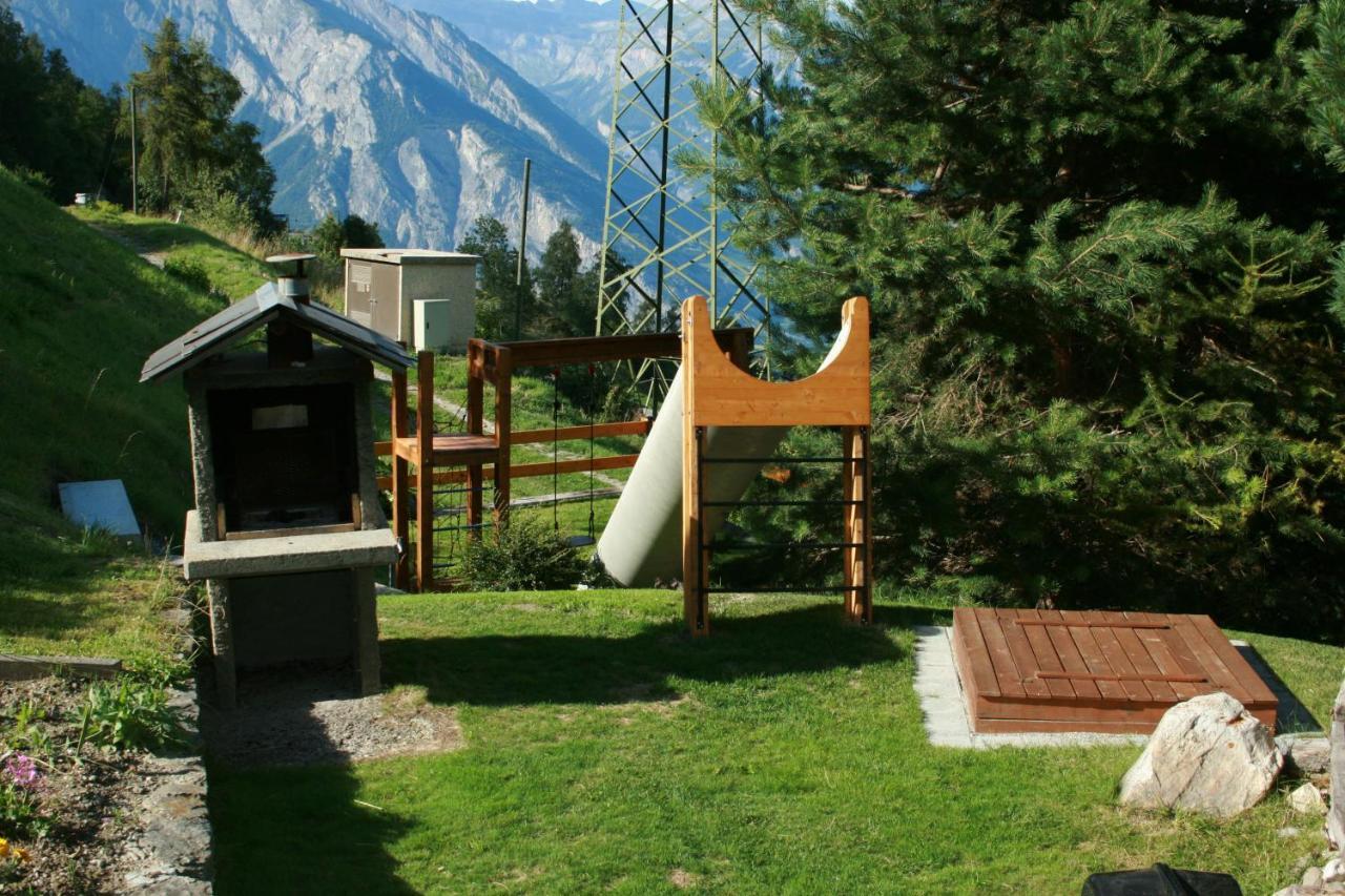 Chalet Le Fertin La Tzoumaz Bagian luar foto
