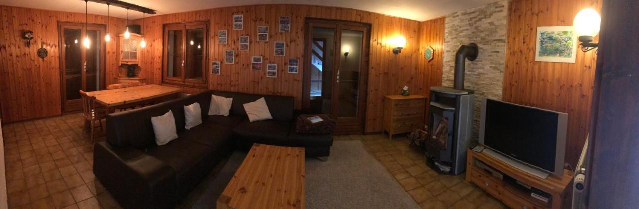 Chalet Le Fertin La Tzoumaz Bagian luar foto